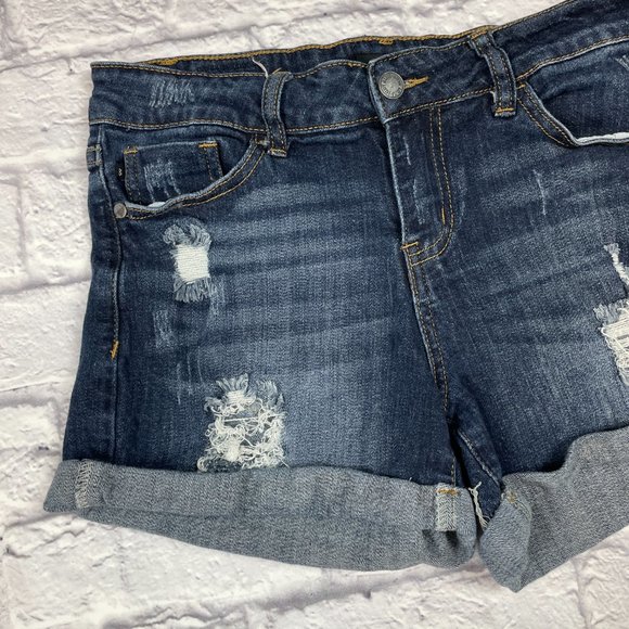 JUDY BLUE DARK WASH DISTRESSED CUFFED DENIM SHORTS MEDIUM - Picture 3 of 10